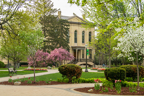 5.9.18 Campus Spring 2018 15546.JPG by Barbara Johnston/University of Notre Dame May 9, 2018; LaFortune Student Center, spring 2018. Photo by Barbara Johnston/University of Notre Dame