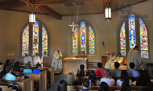 8.30.09 Law Chapel Dedication 3.jpg by Matt Cashore/Photo by Matt Cashore ©Universit Bishop John D'Arcy dedicates the altar in the St. Thomas More Chapel in the Eck Hall of Law at a Mass, Aug. 30, 2009...Photo by Matt Cashore/University of Notre Dame